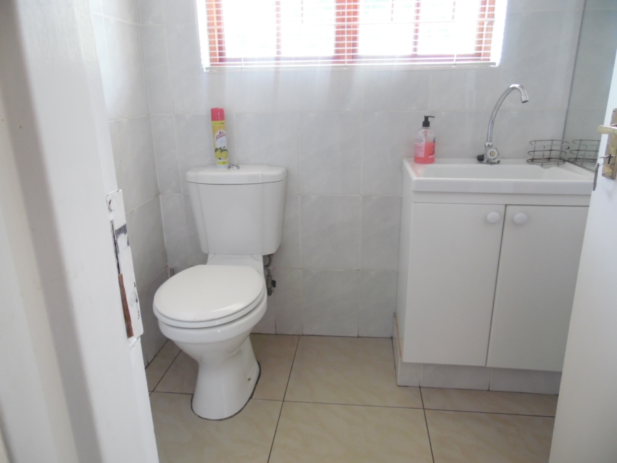 4 Bedroom Property for Sale in Jan Cillierspark Free State